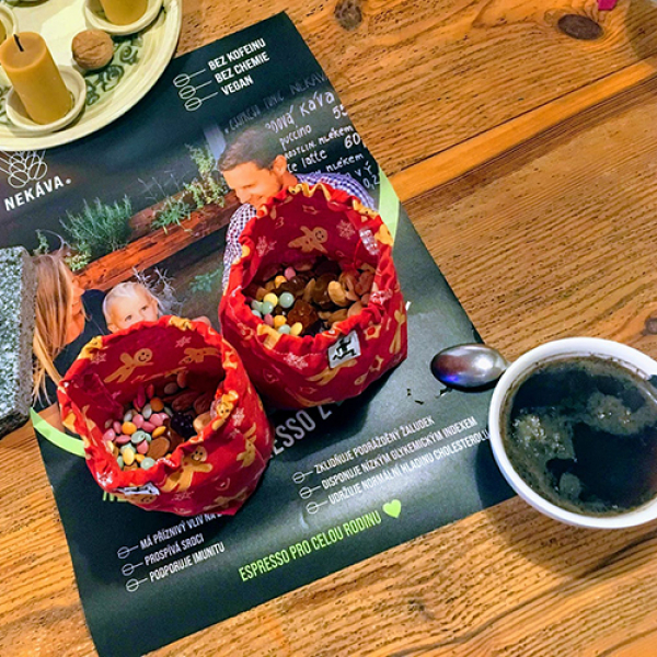 Nekafe! Ořechy! Mikuláš!